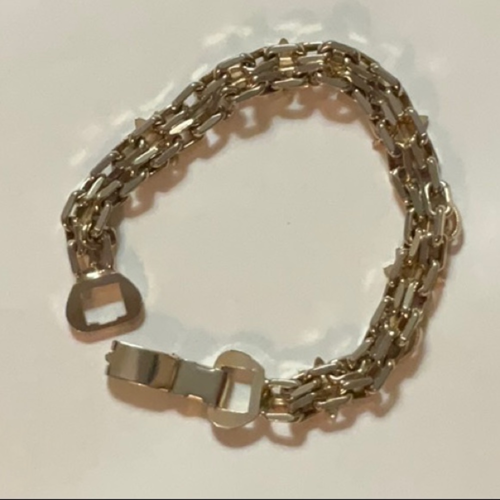Estate Find Gold Toned Metal Enamel Daisy Bracelet Vintage Unsigned Well Made - Picture 10 of 16